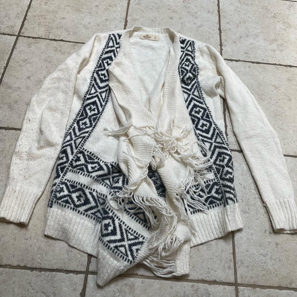 Hollister Cardigan